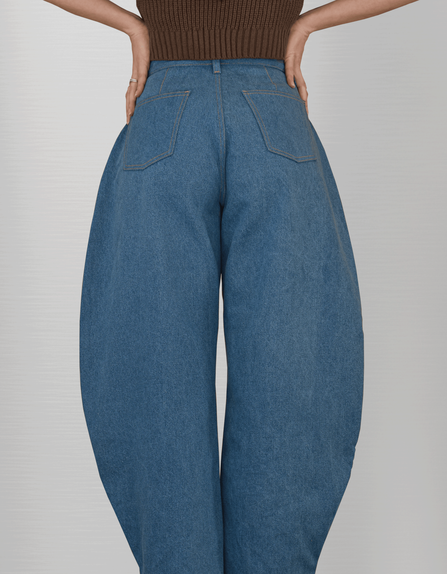 Τα μακριά τζιν